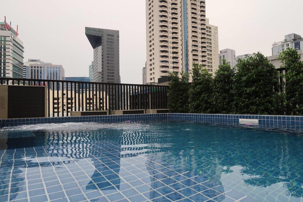 Syama Suite Sukhumvit 20 Banguecoque Exterior foto