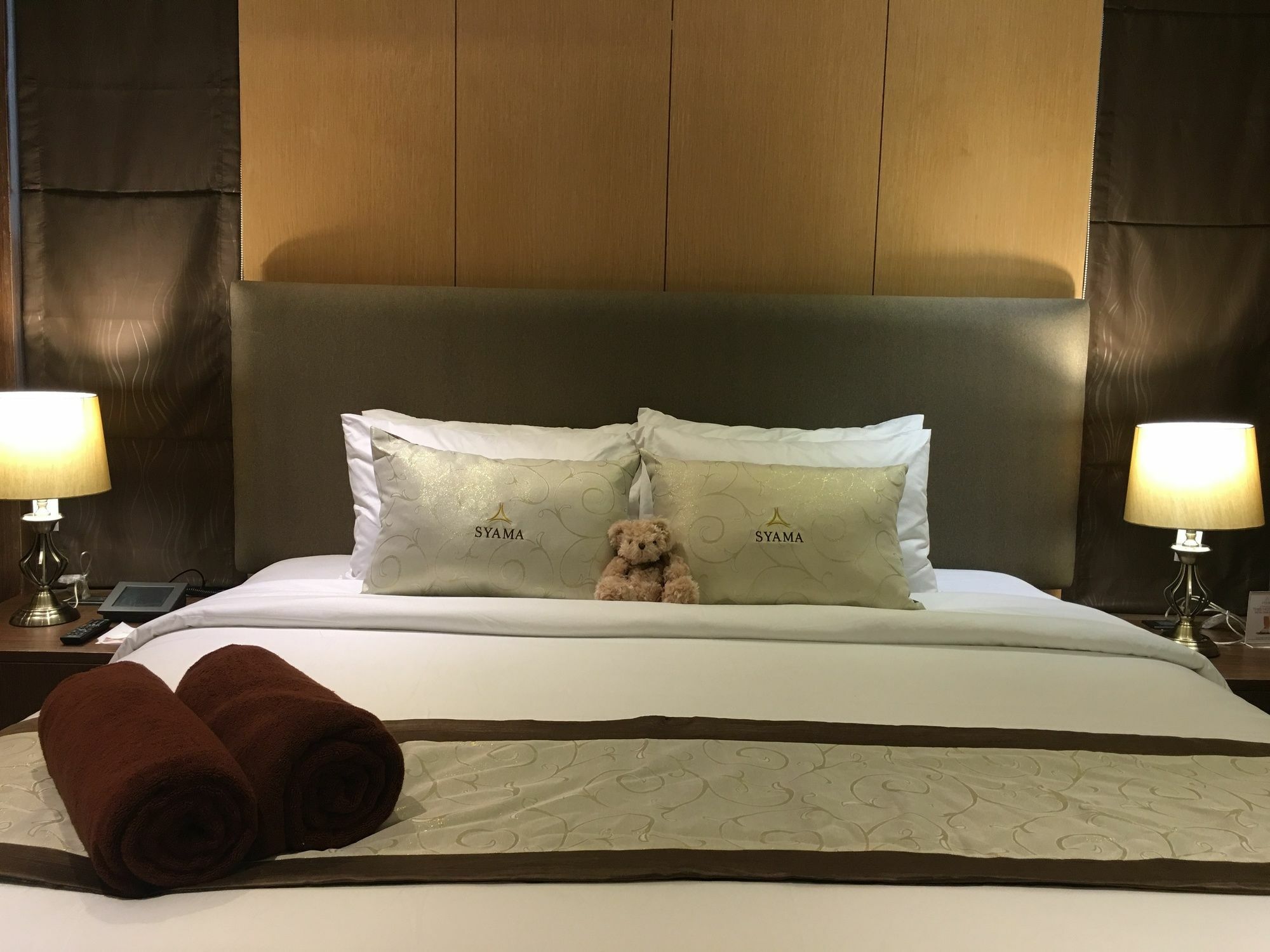 Syama Suite Sukhumvit 20 Banguecoque Exterior foto