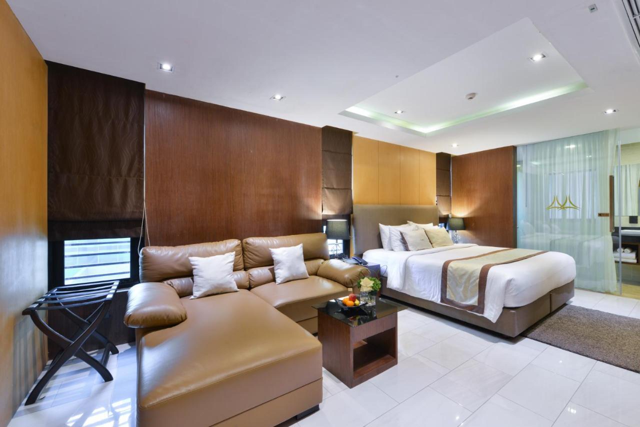 Syama Suite Sukhumvit 20 Banguecoque Exterior foto